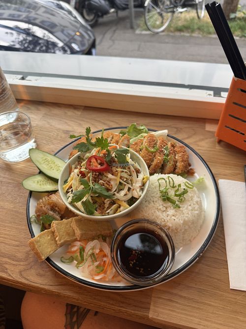 11  at An Chay in Zurich