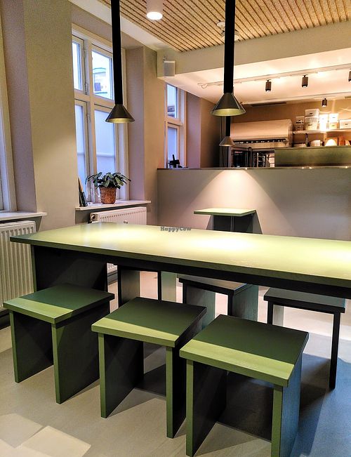Eat-in space at Vital Foods in Copenhagen