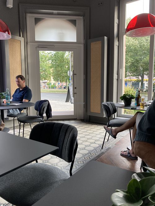   at Hohenheim & Söhne in Frankfurt