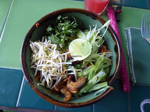 Noodles tossed in Sesame Seeds with Crisp Vegetables at Akar Cafe in Lovina