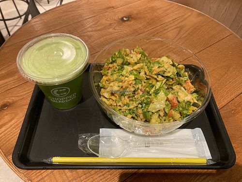 Spicy Korean Chicken (vegan) plus soy latte at Chopped Salad Day Nagoya in Nagoya
