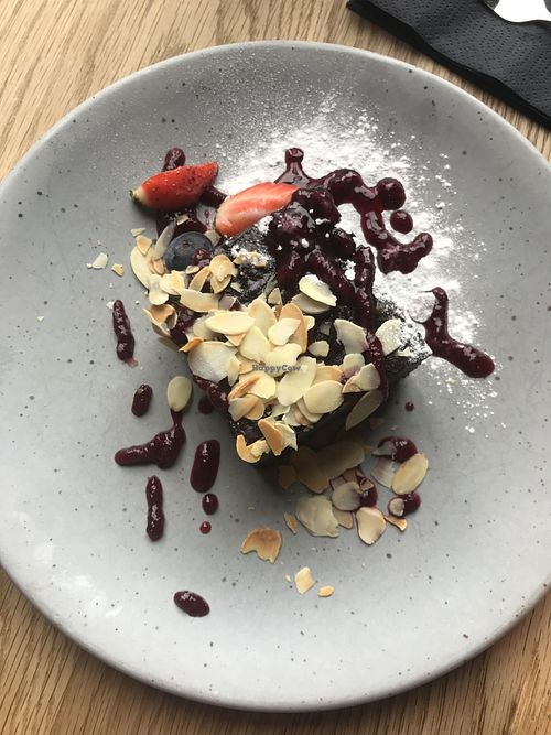 Vegan brownie  at Buurten in de Fabriek in Utrecht