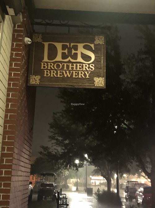 Dees Brothers Brewery Sanford Review "Great vegan options " by
