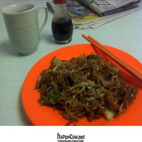 ECONOMIC FRIED NOODLE-MORNING BREAKFAST at Everyday Vegetarian Eating House in Sungai Petani