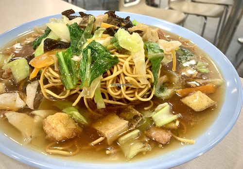 Crispy noodles. Zichar at dinner time    at Eight Immortals Vegetarian - 八仙素食园 - Bukit Panjang in West Singapore
