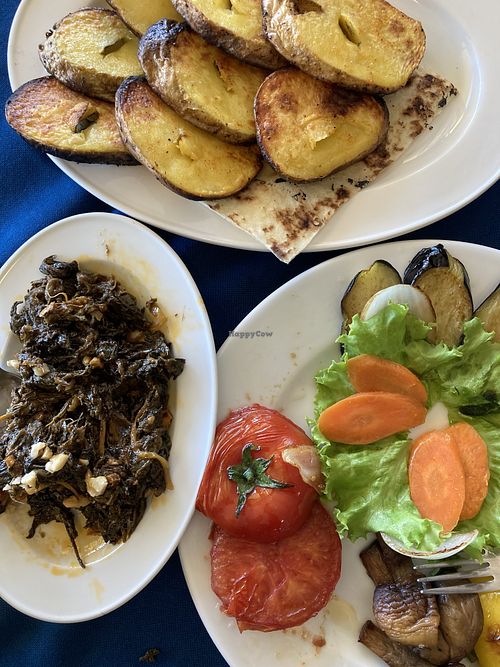 Stewed sorrel, fried potatoes and BBQ veggies  at Garnitoun in Garni