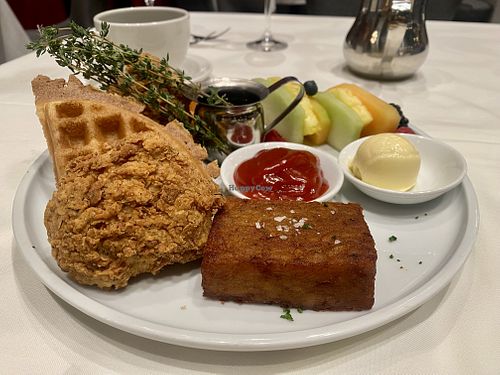 Chicken and Waffles  #Veganuary at Crossroads Kitchen in Las Vegas