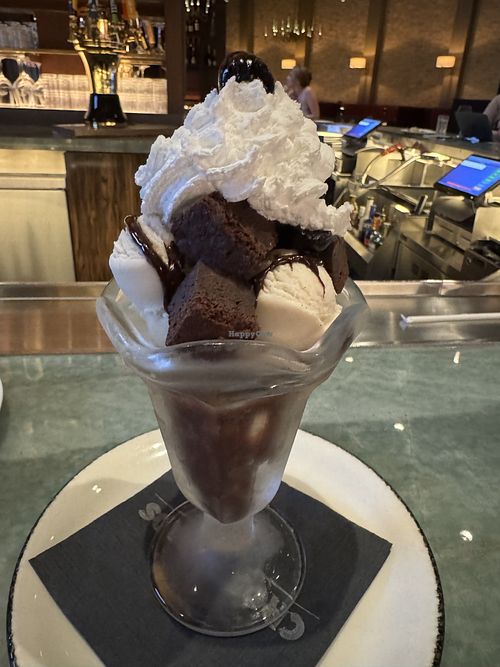 Brownie sundae   at Crossroads Kitchen in Las Vegas