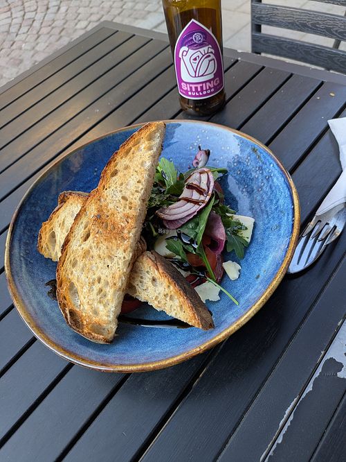 Salad with garlic bread at  Verte in Stockholm