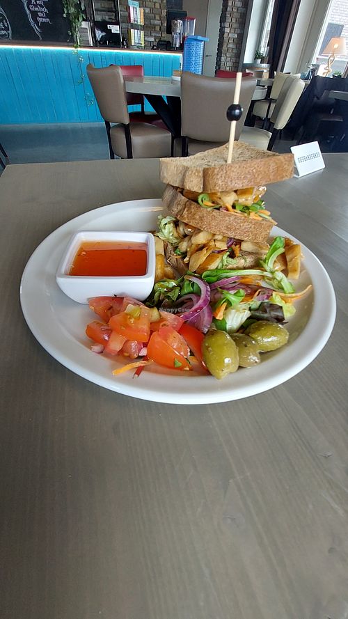 Vegan kip sandwich at Heerlijke Streken in Blauwestad