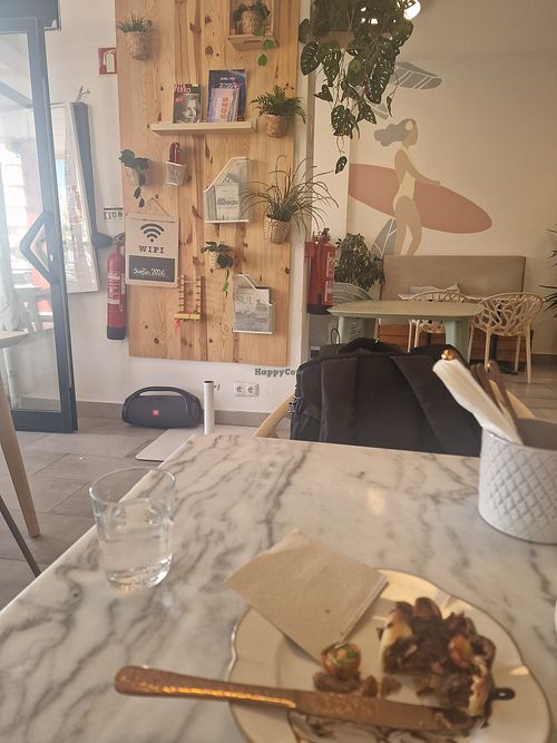  at Surfin Coffee & Bowls in Costa Da Caparica