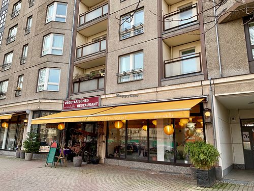 outside at Samadhi in Berlin