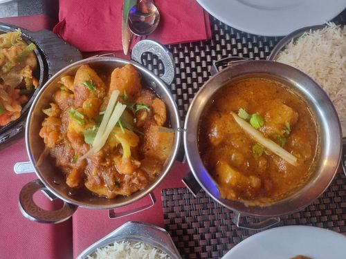 Aloo Gobhi and Aloo Bombay at Kohinoor in Mallorca