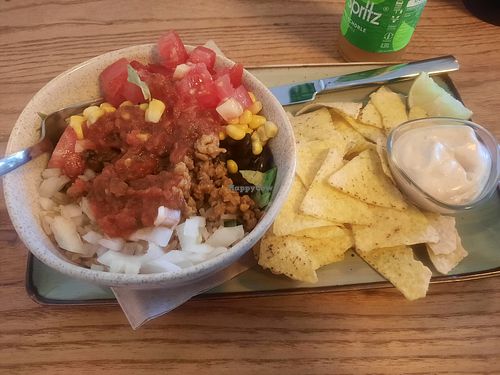 Bowl mit Soja, Bohnen & Salsa at ClimeX Burritos in Melsungen