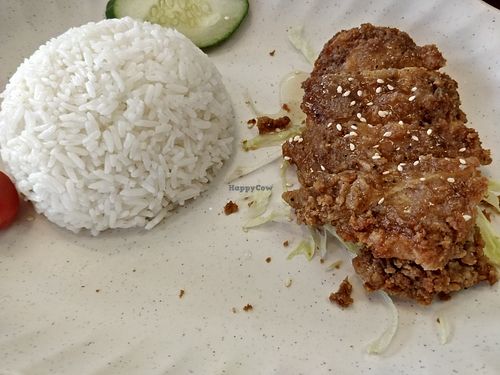 Lemon chicken chop rice at Vegetarian Villas 素雅轩 in West Singapore