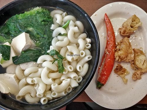 Yong Tau Yong with macaroni and lots of vegetables at Vegetarian Villas 素雅轩 in West Singapore
