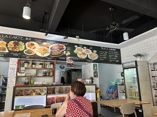   at Zi Zai Vegetarian 自在齋 - Yishun in North Singapore