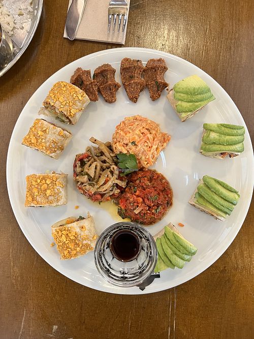 Mixed mezzo  at CHI Koefte - Markthalle in Basel