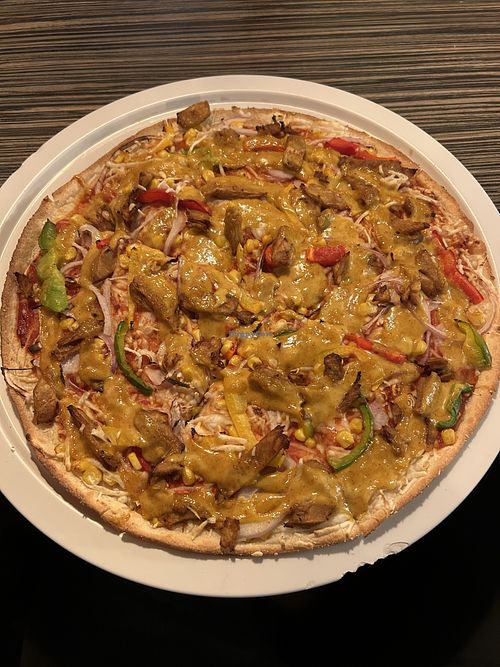 Vegan Curry Pizza 🍕  #Veganuary at Domino's Pizza - Mainzer Landstraße in Frankfurt