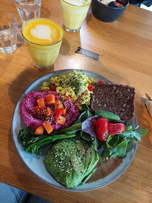 Vegan breakfast 120 DKK at Social Brew in Copenhagen