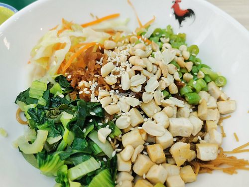 Lei Cha Bee Hoon with the Lei Cha tea (not in photo) at The Good Food Life in Central Singapore