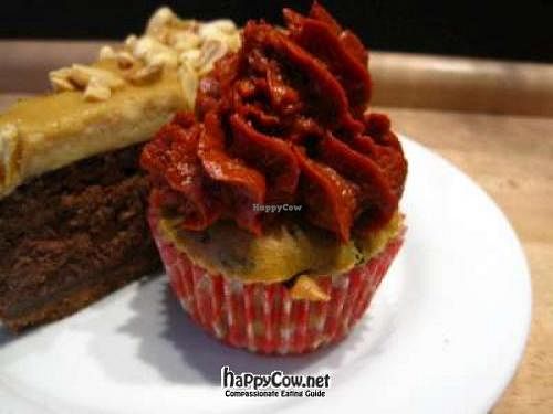 Italian salty cupcake at Vegan Folie's in Paris