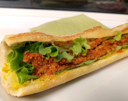 Sammie at Vegan Folie's in Paris