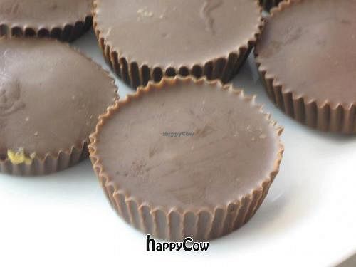 Peanut Butter Cups at Vegan Folie's in Paris