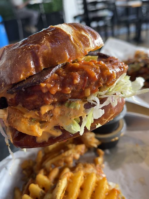 Spicy Soul Plane with bacon, xtra chipotle mayo, no tomatoes  #Veganuary at Twisted Plants in Milwaukee