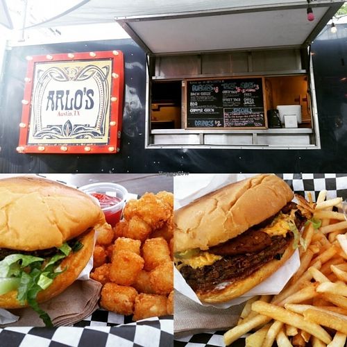 BEST BURGER EVER at Arlo's Food Truck - Cheerup Charlie's in Austin