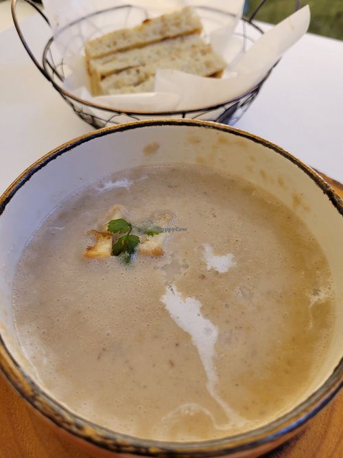 Chestnut cashew soup at Lazy Farmers in Seoul