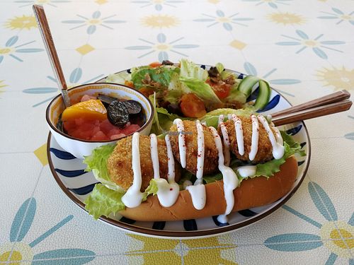 Vegan meatballs in a bun with salad. at Jiao Food - 春嬌小吃部 in Donghe