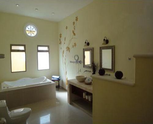 the bathroom of suite 4 of hotel boutique merida santiago at Merida Santiago Hotel Boutique in Merida