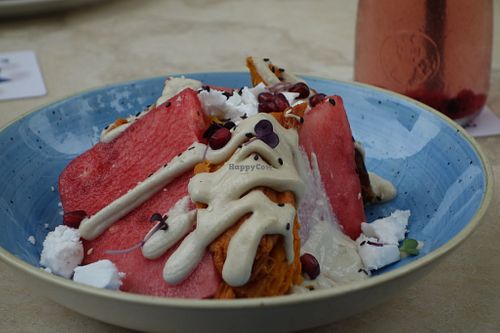"Summer Bowl" (vegan) (hummus, pickled vegetables, vegan fetta cheese, sweet potatoes, sesame, tahini) at Noya in Saarbrucken
