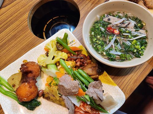  at Liên Hương Vegan in Hanoi