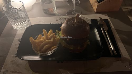 Queen been burger 7/10  at BioMania - Hvar in Hvar