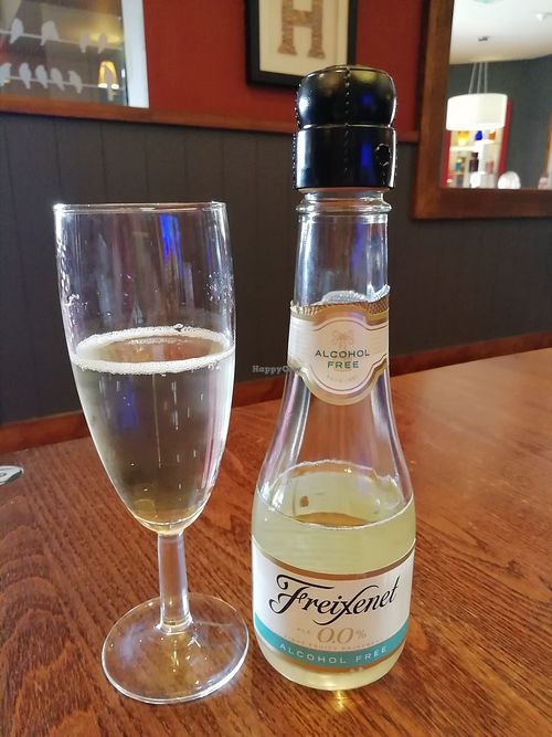 Vegan alcohol free wine at Hungry Horse - Barrbridge in Bargeddie