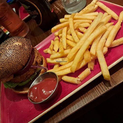 Vegan burger and chips at Hungry Horse - Barrbridge in Bargeddie
