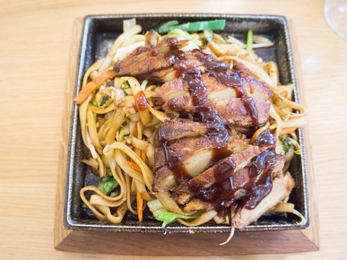 Vegan Duck with Plum Sauce @ Fu Cheng Noodlehouse at Azuma in Linz