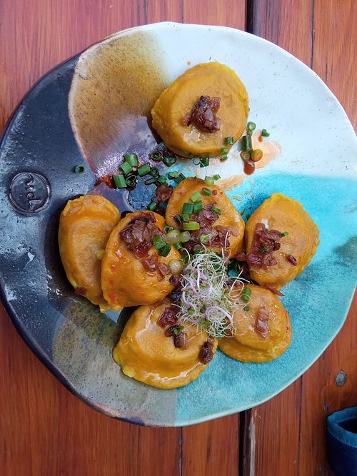 Gotowane pierogi wegańskie at Pierogi i Naleśniki Bistro Cefe in Karpacz