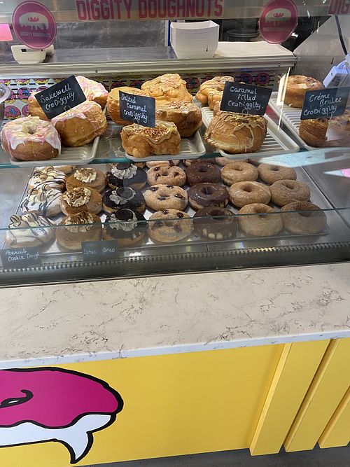 Bottom row is vegan  at Diggity Doughnuts in Bristol