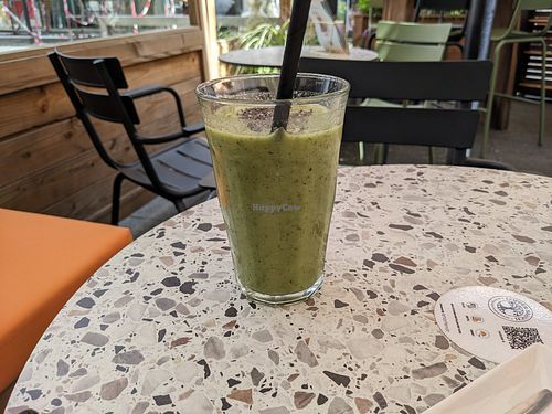 Vitamin boost smoothie at Copper Branch in Rotterdam