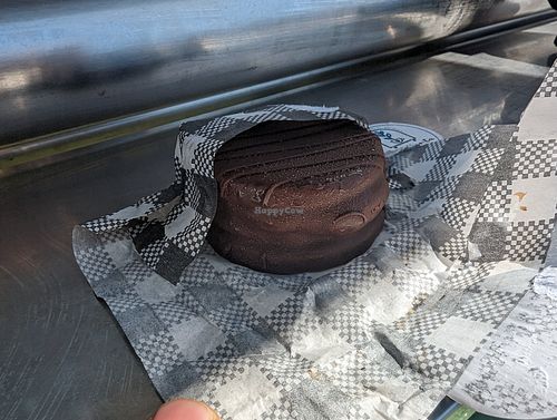 Alfajor argentino at La Planta Cafe in Nelson