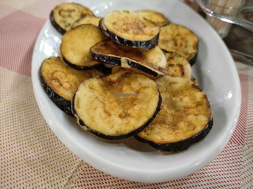 Fried aubergine at Salz & Pfeffer in Vartholomio