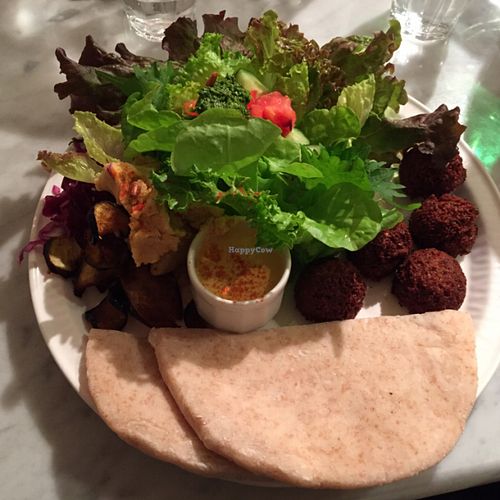 huge servings and lots of greens at Kuumba du Falafel in Tokyo