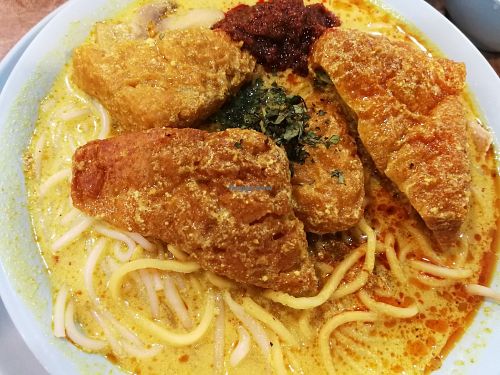 Laksa
Photo Credit to Doris Tan  at SuManYuan 素满园 - People's Park Centre in Central Singapore