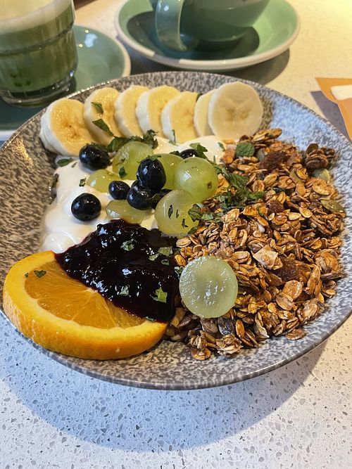 Vegan yoghurt bowl   at Anne&Max - Fahrenheitstraat in The Hague