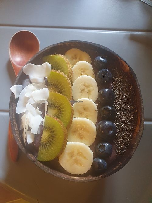 Blueberry acai bowl at Five Grains in Bristol
