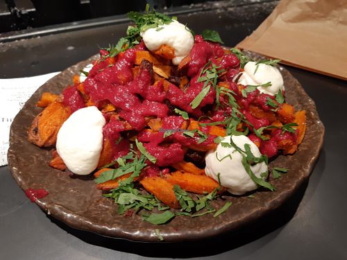 Sweet potato fries at Honest Greens - Gran Via in Madrid