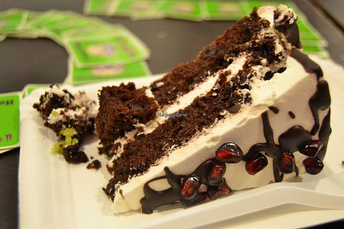 Cake by Veganský Svět at a festival at Loving Hut - Zborovska in Prague